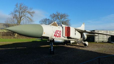 Mikoyan-Gurevich MiG-23 (Flogger) (1982 LEBANON WAR, COLD WAR, GULF WAR, IRAN-IRAQ WAR, MODERN AIRCRAFT, WARSAW PACT) Mikoyan-Gurevich MiG-23 (Flogger)