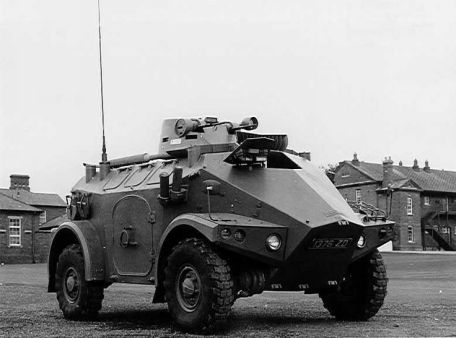 Panhard M3 (ARMORED PERSONNEL CARRIER, COLD WAR, MODERN) Panhard M3