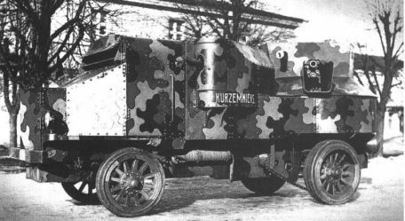Putilov-Garford Armored Car (WORLD WAR 1) Putilov-Garford Armored Car
