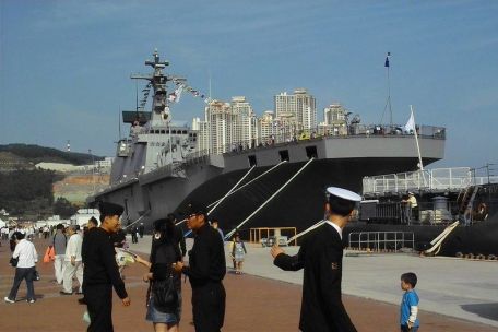 ROKS Dokdo (LPH-6111) (MODERN NAVY) ROKS Dokdo (LPH-6111)