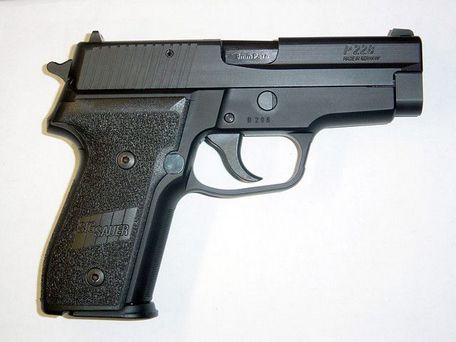 SIG-Sauer P228 (M11)