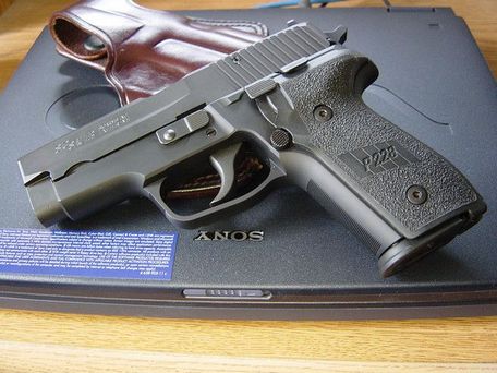 SIG-Sauer P228 (M11)