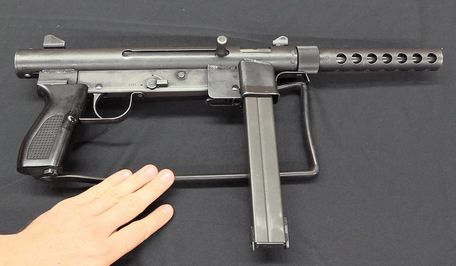 Smith & Wesson Model 76