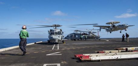USS Carl Vinson (CVN-70) (COLD WAR, MODERN NAVY) USS Carl Vinson (CVN-70)