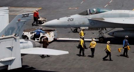 USS Carl Vinson (CVN-70) (COLD WAR, MODERN NAVY) USS Carl Vinson (CVN-70)