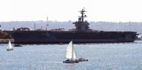 USS Carl Vinson (CVN-70) (COLD WAR, MODERN NAVY) USS Carl Vinson (CVN-70)