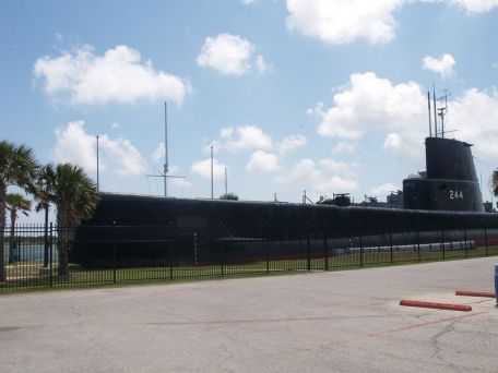 USS Cavalla (SS-244) (COLD WAR, WORLD WAR 2) USS Cavalla (SS-244)