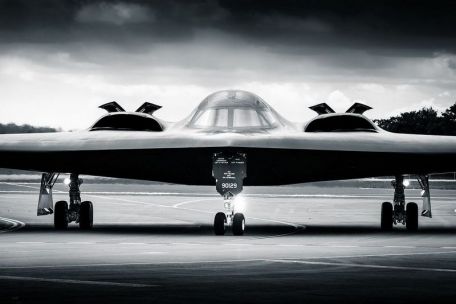 Northrop Grumman B-2 Spirit (ALLIED FORCE, MODERN AIRCRAFT) Northrop Grumman B-2 Spirit