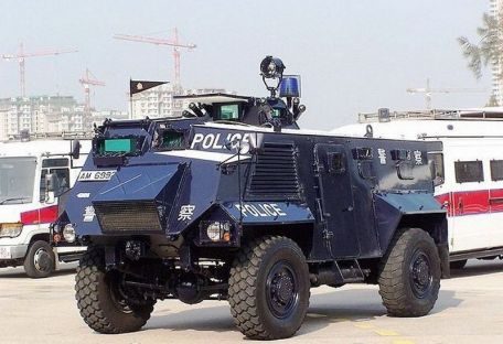 Saxon AT105 (ARMORED PERSONNEL CARRIER, MODERN) Saxon AT105