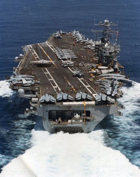 USS Dwight D. Eisenhower (CVN-69) (COLD WAR, MODERN NAVY) USS Dwight D. Eisenhower (CVN-69)