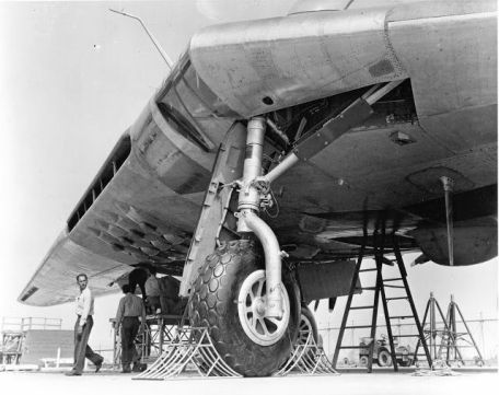 Northrop XB-35 / YB-35 (COLD WAR, WORLD WAR 2, X-PLANE) Northrop XB-35 / YB-35
