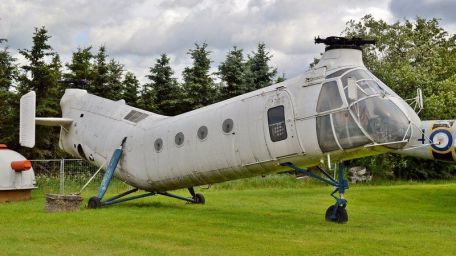 Piasecki H-21 Workhorse (COLD WAR, VIETNAM WAR) Piasecki H-21 Workhorse