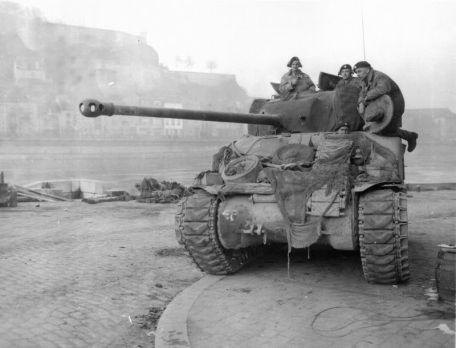 Sherman Firefly (Medium Tank, M4A4)