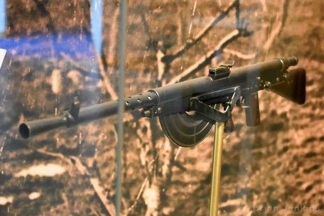 Fusil-Mitrailleur Modele 1915 CSRG (Chauchat) (INTERWAR, WORLD WAR 1) Fusil-Mitrailleur Modele 1915 CSRG (Chauchat)