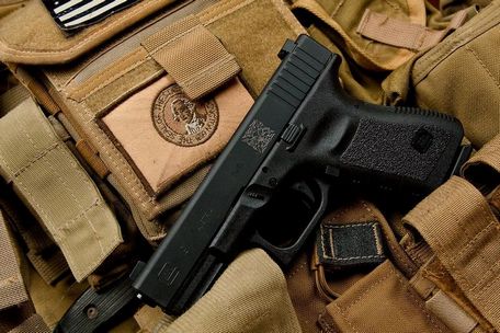 Glock 19 (COLD WAR, MODERN, SPECIAL FORCES) Glock 19