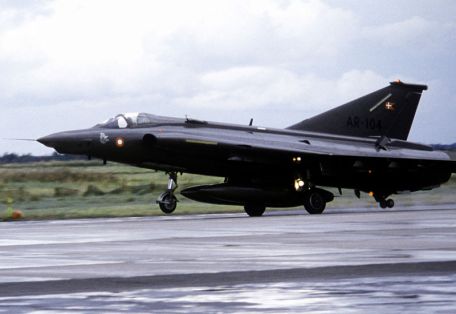 Saab J35 Draken (Dragon / Kite) (COLD WAR) Saab J35 Draken (Dragon / Kite)