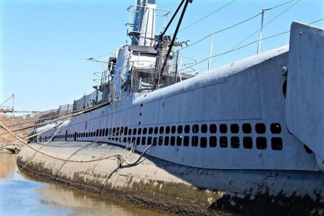 USS Ling (SS-297) (WORLD WAR 2) USS Ling (SS-297)