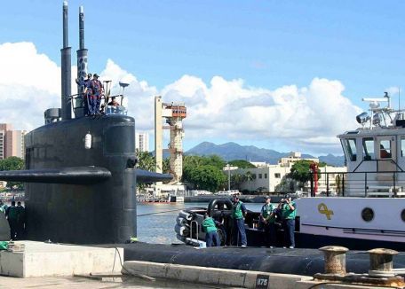 USS Los Angeles (SSN-688)