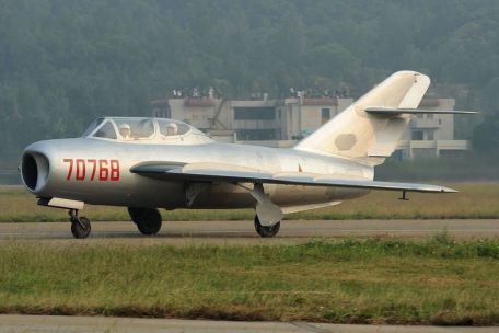 Shenyang (AVIC) J-5 (Fresco)