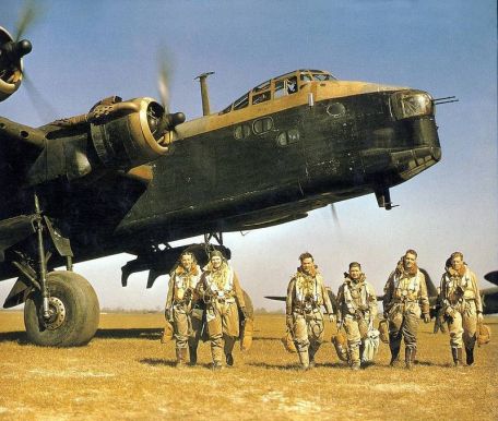 Short Stirling (COLD WAR, WORLD WAR 2) Short Stirling