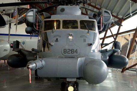 Sikorsky MH-53 (Pave Low) (ALLIED FORCE, COLD WAR, GULF WAR, MODERN AIRCRAFT) Sikorsky MH-53 (Pave Low)