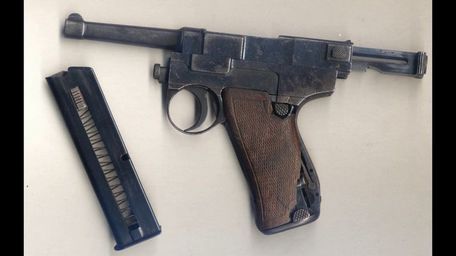 Pistola Automatica, Modello 1910 (Glisenti) (INTERWAR, WORLD WAR 1, WORLD WAR 2) Pistola Automatica, Modello 1910 (Glisenti)