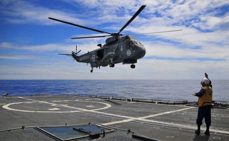 Sikorsky SH-3 Sea King (COLD WAR, FALKLANDS WAR, STRATEGIC AIR COMMAND, VIETNAM WAR) Sikorsky SH-3 Sea King
