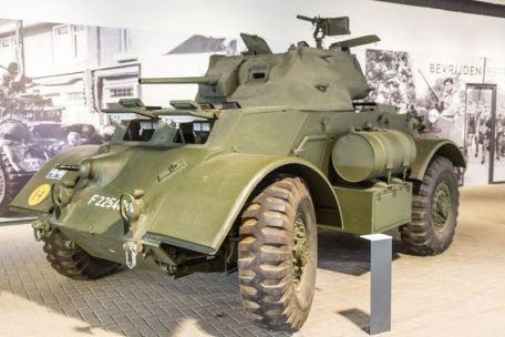 T17E1 (Staghound) (ARAB-ISRAELI WAR, COLD WAR, WORLD WAR 2) T17E1 (Staghound)