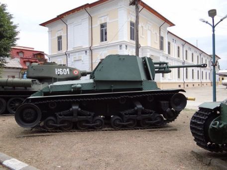 TACAM R-2 (WORLD WAR 2) TACAM R-2