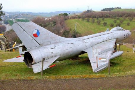 Sukhoi Su-7 (Fitter-A) (COLD WAR, INDO-PAK WAR, SIX DAY WAR, WARSAW PACT, YOM KIPPUR WAR) Sukhoi Su-7 (Fitter-A)