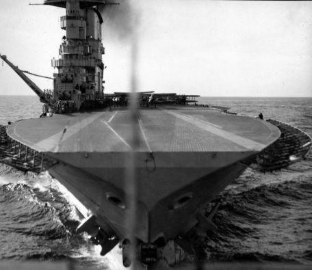 USS Saratoga (CV-3) (WORLD WAR 2) USS Saratoga (CV-3)