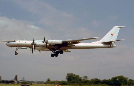 Tupolev Tu-142 (Bear) (COLD WAR, MODERN AIRCRAFT) Tupolev Tu-142 (Bear)