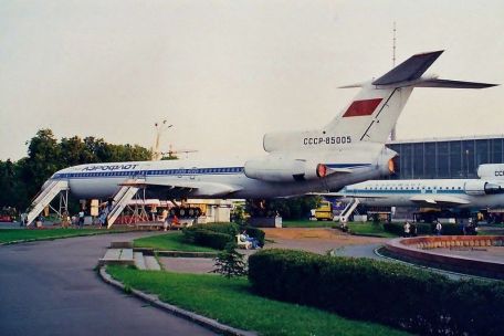 Tupolev Tu-154 (Careless) (COLD WAR, MODERN AIRCRAFT) Tupolev Tu-154 (Careless)