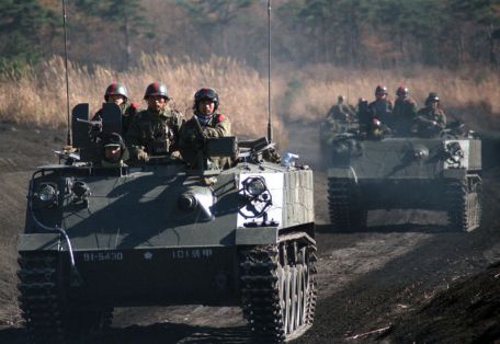 Type SU 60 APC (ARMORED PERSONNEL CARRIER, COLD WAR, MODERN) Type SU 60 APC