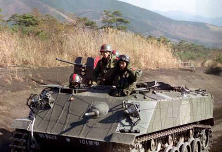 Type SU 60 APC (ARMORED PERSONNEL CARRIER, COLD WAR, MODERN) Type SU 60 APC
