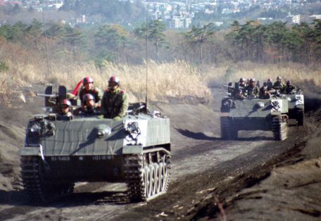 Type SU 60 APC (ARMORED PERSONNEL CARRIER, COLD WAR, MODERN) Type SU 60 APC