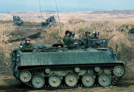 Type SU 60 APC (ARMORED PERSONNEL CARRIER, COLD WAR, MODERN) Type SU 60 APC