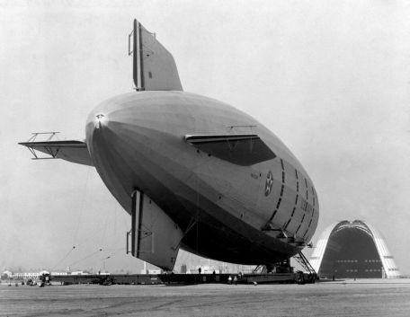 USS Macon (ZRS-5) (GOLDEN AGE) USS Macon (ZRS-5)