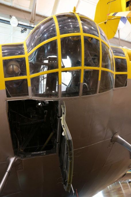 Vought V-173 (Flying Pancake) (COLD WAR, WORLD WAR 2, X-PLANE) Vought V-173 (Flying Pancake)