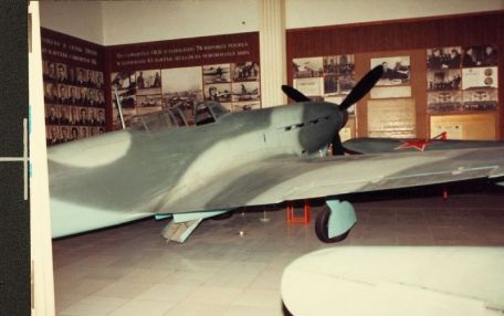 Yakovlev Yak-9 (Frank) (COLD WAR, KOREAN WAR, WORLD WAR 2) Yakovlev Yak-9 (Frank)