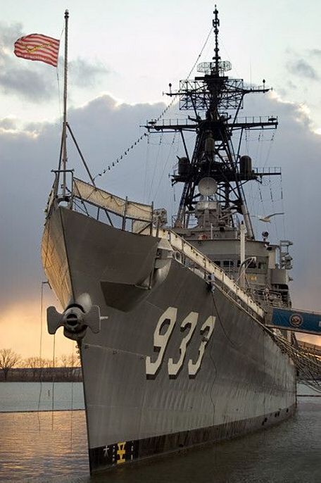USS Barry (DD-933) (COLD WAR, VIETNAM WAR) USS Barry (DD-933)