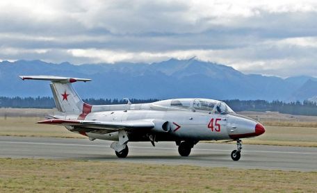 Yakovlev Yak-30 (COLD WAR, X-PLANE) Yakovlev Yak-30