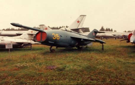 Yakovlev Yak-36 (Freehand) (COLD WAR, X-PLANE) Yakovlev Yak-36 (Freehand)