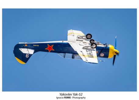 Yakovlev Yak-52
