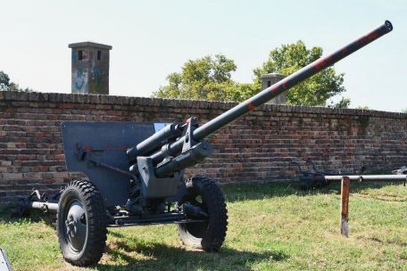ZiS-3 (M1942) (COLD WAR, WORLD WAR 2) ZiS-3 (M1942)