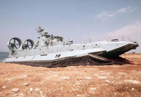 Zubr LCAC (Pomornik) (Project 1232.2)